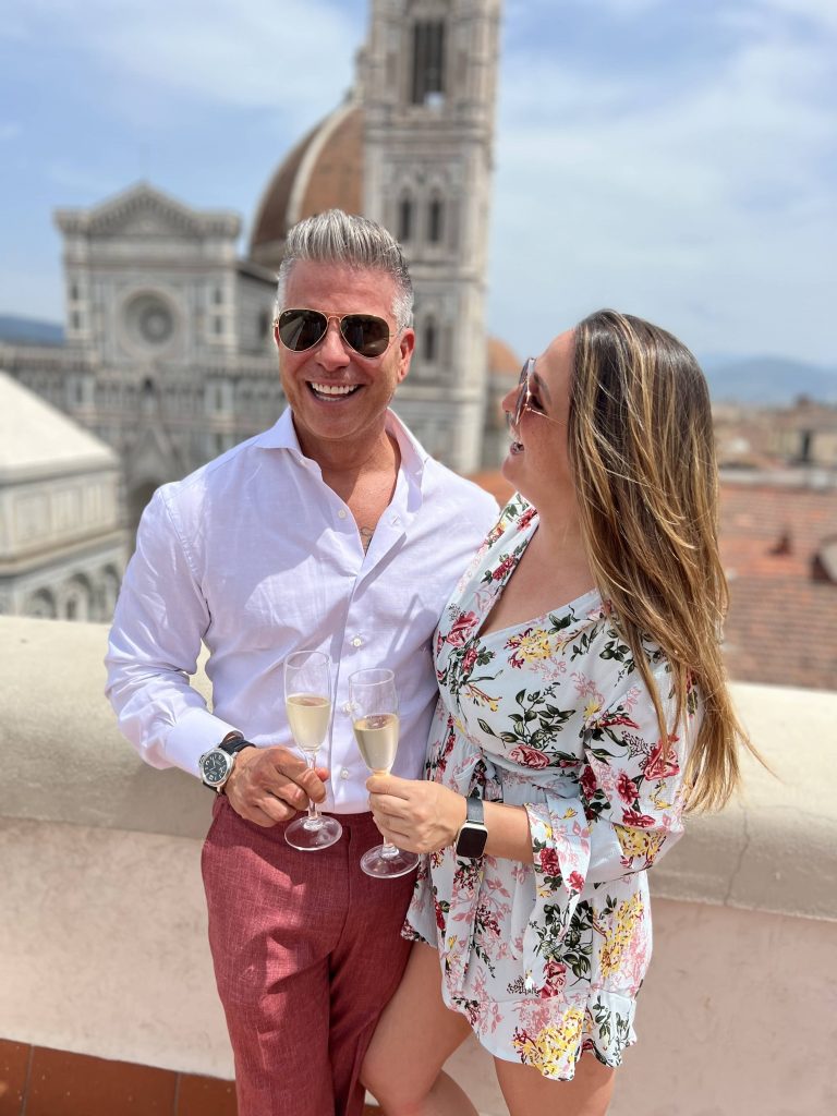 Rob and Kim discuss their love of Florence, their decision to move, and the process of getting here. 