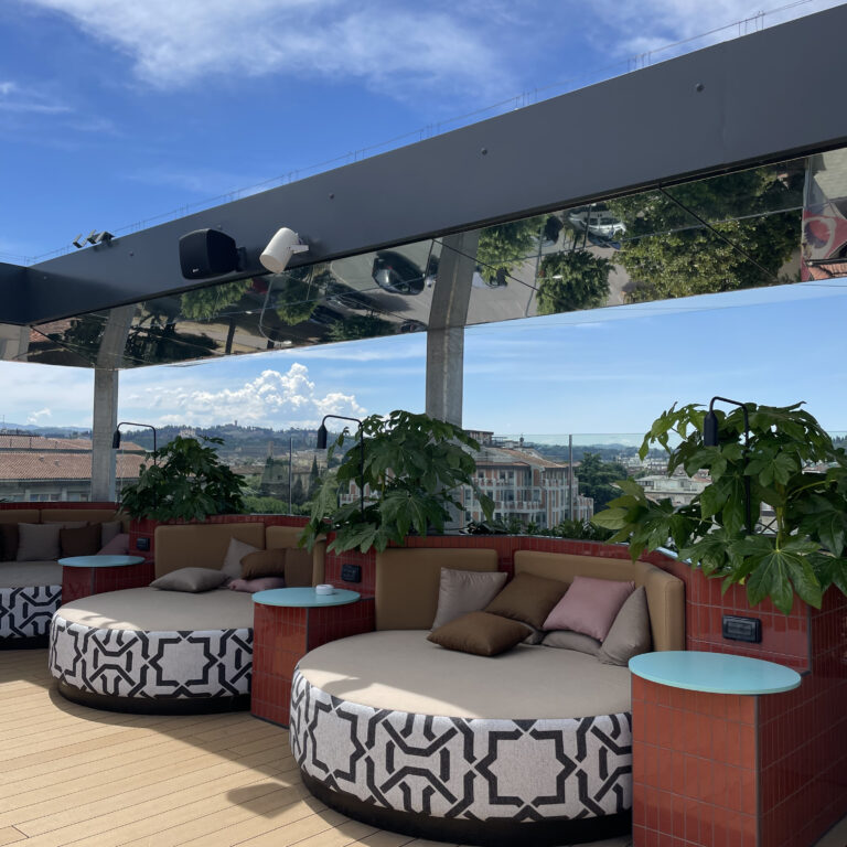 THE SOCIAL HUB BELFIORE POOL LOUNGERS